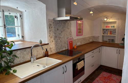 Glockenturm der Schlosskapelle von 1600 - Renaissance trifft auf die Gegenwart und beschert einen kunterbunten Urlaub für die ganze Familie mitten im Bayerischen Wald - Foto 9