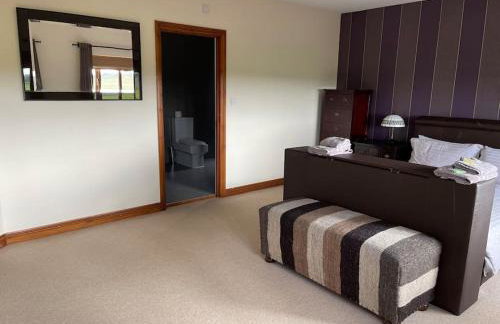 Spacious Home, 6 large bedrooms, full sky package, sleeps 14 - Foto 11