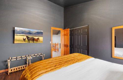 30 Miles to Yellowstone Hot Tub Game Room AC - Foto 23