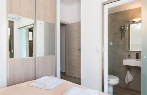 Niovi Seaside Suites - Foto 40