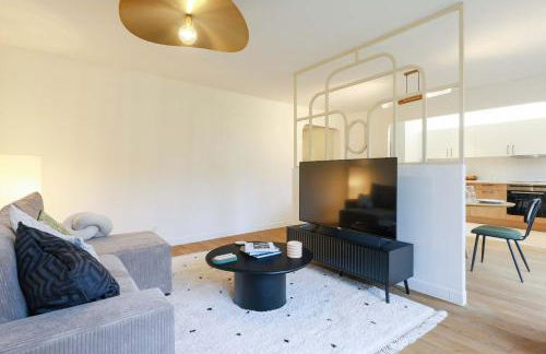 Garden Suite Suresnes 5 persons 2 BR near La Defense - Foto 21