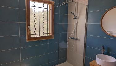 Maison paisible au bord du lac d'Esparron - Foto 2