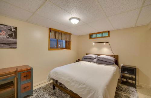 Hermantown Home with Decks, Grill and Hot Tub! - Foto 24