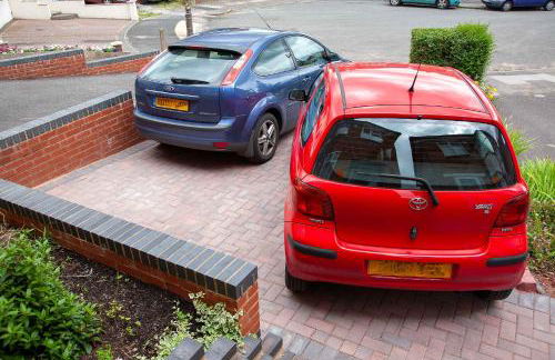 NEC, BHX Cosy 3 Bedroom House with Parking - Foto 3