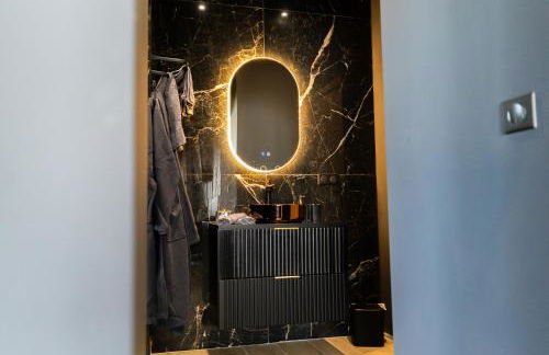 L'élégance - Charme - Secret - Jacuzzi - Parking - Foto 12