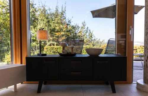 Ferienhaus hoch über dem Taubertal mit fantastischem Weitblick, Dachterrasse, 2000m2 großem Grundstück und Kamin - Foto 3