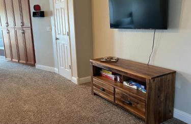 King Home- Mountain Oasis Pool & Views - Foto 41