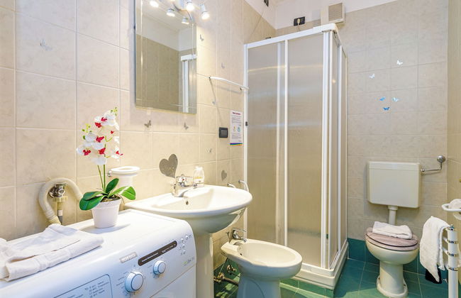 Magnolia Sirmione 500m from lake Garda - Photo 12