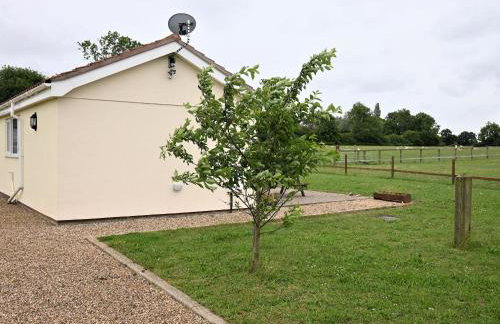 Orchard Farm Cottage - Photo 12