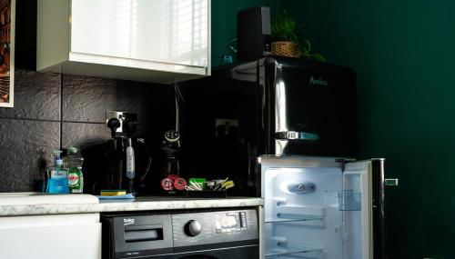 Spacious 4-Bed Apartment · Sleeps 6 · City Centre - Foto 4, Other