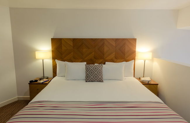 PREMIER SUITES Liverpool - Photo 14