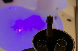 Redroom Spa privatif & nuit romantique à deux - Foto 2