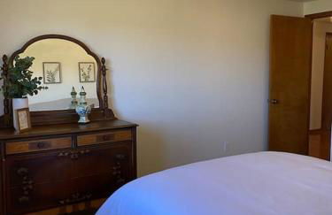 Dave & Susie's Place Across from Notting Hill Farm! - Foto 13