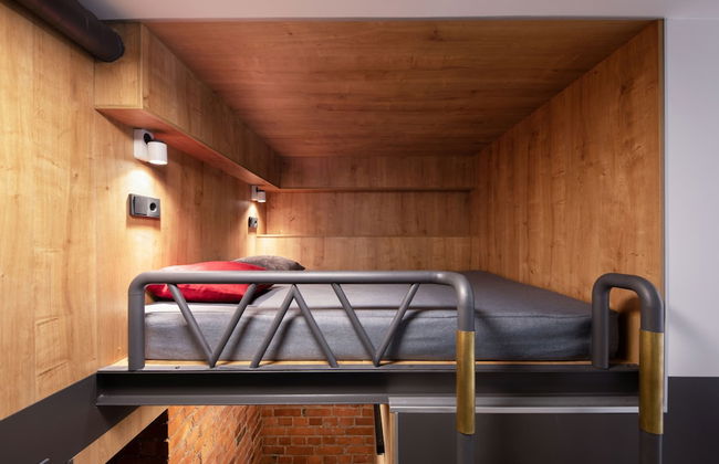 Underwood Art Room - Photo 33