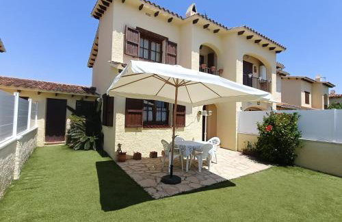 Casa adosada con barbacoa cerca de la playa - Photo 3