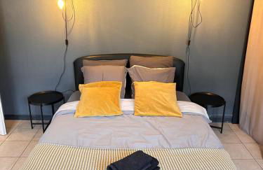 Maison cosy avec jardin, wifi et parking gratuit - Photo 13