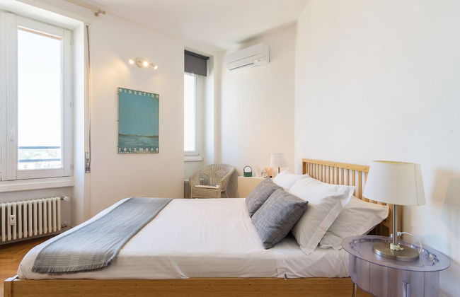 JOIVY Homey 1-Bed W/View Near Citylife - Foto 1