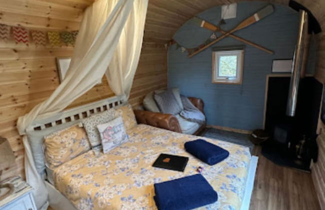 Emlyn's Coppice - Woodland Glamping - Foto 24