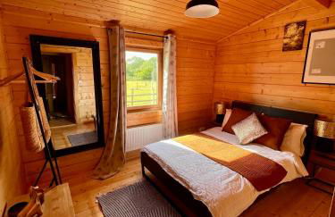 The Alpaca Cabin - Photo 12