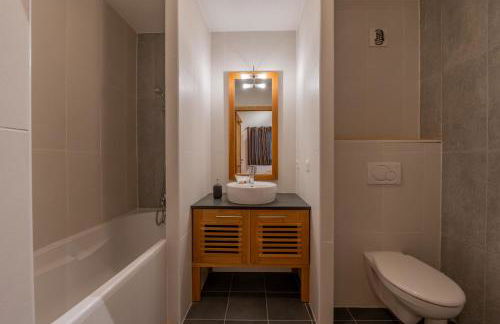 l'Ours Bleu A35 - Ski in Ski out - Happy Rentals - Foto 20