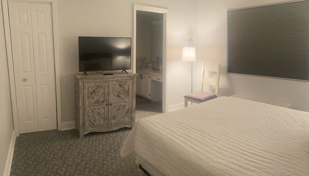 Smoky Mountains 603 2BD with Private Balcony and Jacuzzi Tub by RedAwning - Foto 2, Habitación