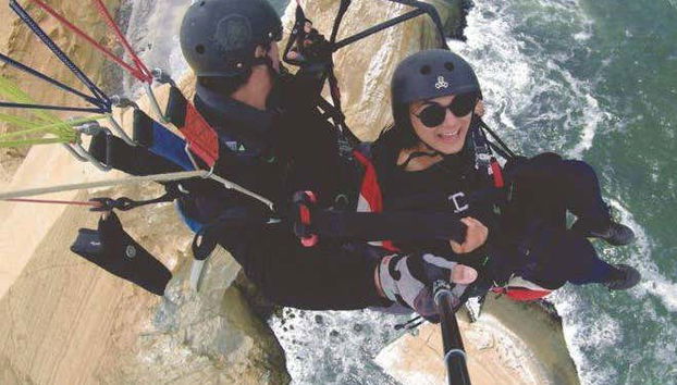 Paragliding over the Paracas National Reserve - Photo 5