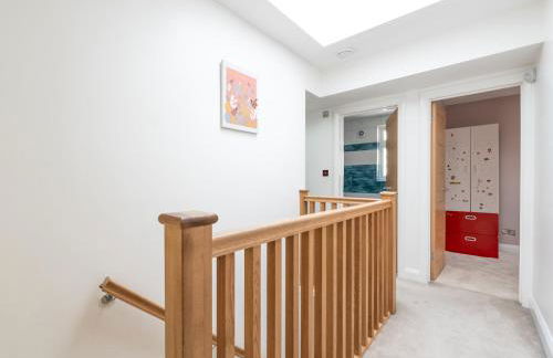 4 Bed house Parking 5 mins Sidcup Station - Pass the Keys - Foto 45