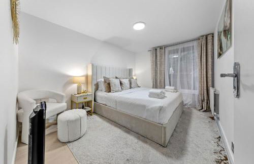 New Modern Hybrid 4 Bedrooms 7 Bed apartment 12 guest capacity - Foto 4