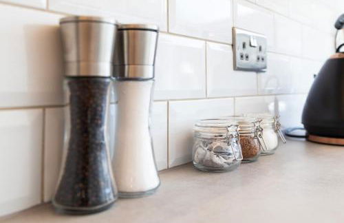 Luxury House in the Heart of Mumbles Village - Foto 17