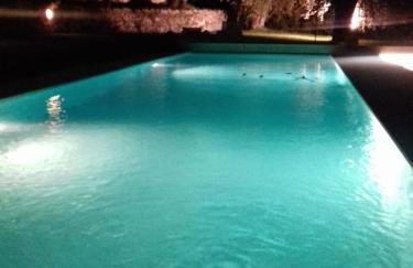 villa provençale en pierre avec vue sur la mer, piscine et jacuzzi - Foto 13