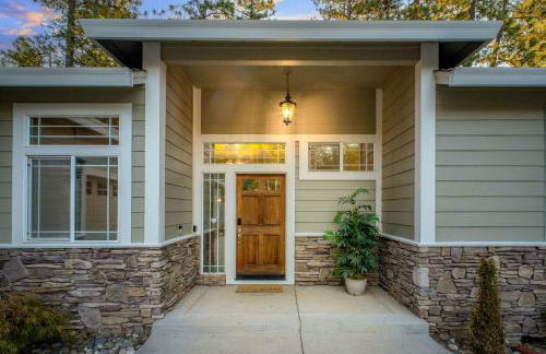 Cozy foothills home - Photo 5