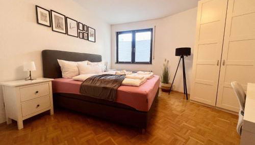 PrimeTimeSuites Nähe Messe & HBF - Foto 3, wardrobe