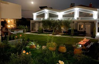 The House Of The Roses - Foto 36