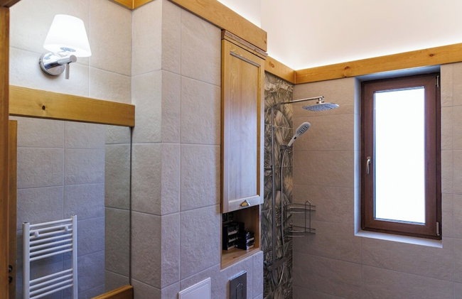Villa Raphael near Pirin Golf Resort - Photo 33