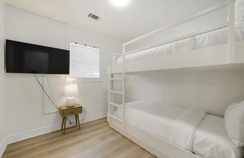 Lazy Bones - Vacation Home Near the Beach with Private Pool & Golf Cart - Foto 41