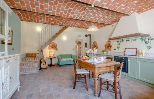 Gorgeous Home In Ferrere With Kitchen - Foto 6