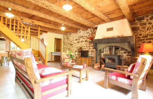 Charmante Maison de Ferme avec Cour Fermée, Proche Loisirs et Nature - FR-1-582-191 - Foto 1