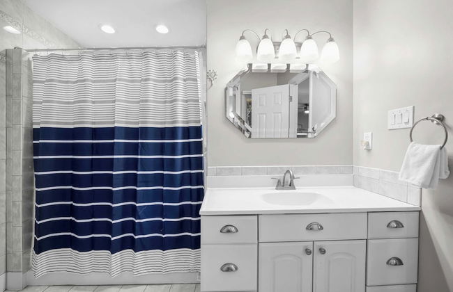 Sip, Sip Away by Avantstay Pool + Hot Tub - Foto 38