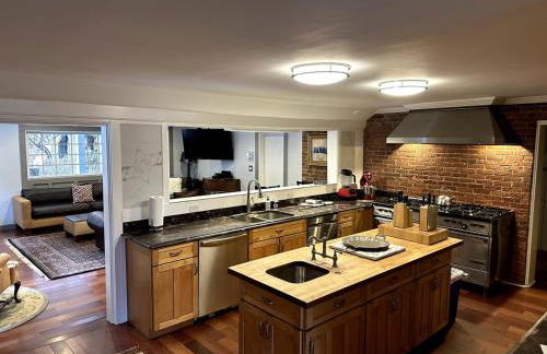 Luxurious Reading Farms Estate sleeps 46 - Photo 75