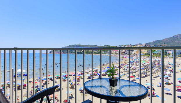 Grimaca Playa de la Concha - Photo 2, Terrace