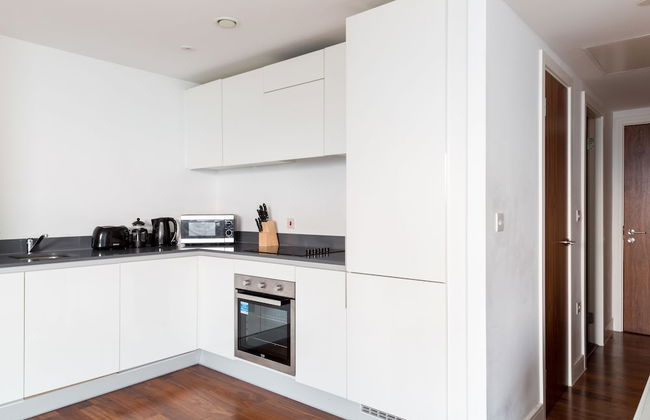 Birmingham Serviced Apartments Hagley Rd - Photo 18