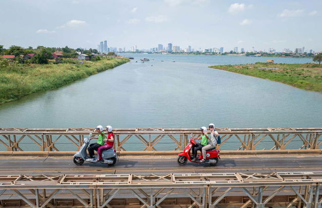 Tour di Phnom Penh in vespa - Foto 3