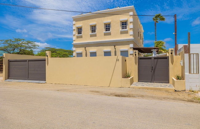 Island Escape Lrg Private Backyard Pool Patio - Photo 43