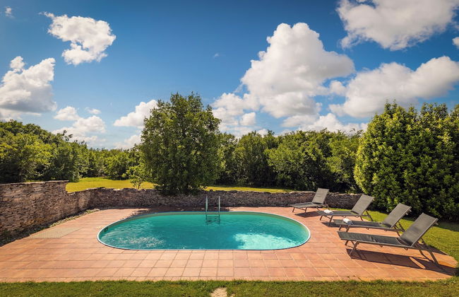 Pool House In Greenery - Foto 38