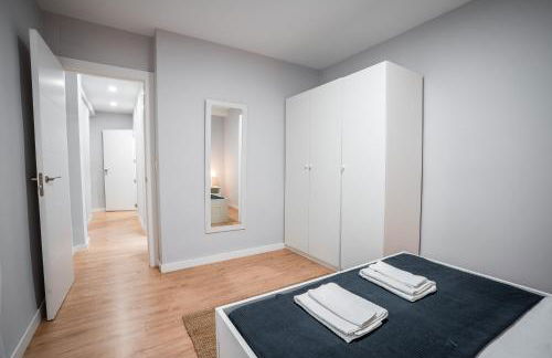 Apartamento turístico con 3 dormitorios en Granada QH Estación de Tren - Photo 11