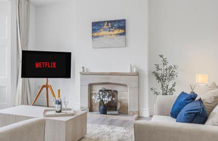 Elegant Garden Apartment, Private Parking & EV Charger, Walk to Town - Foto 26