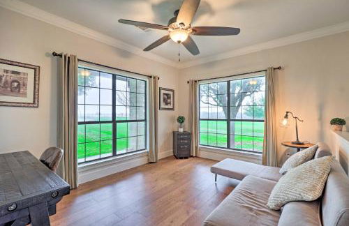 Modern Lakehouse with Stunning Views and Hot Tub! - Foto 17