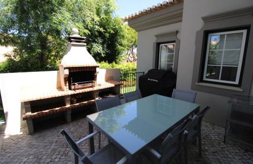 Charming Exceptional Golf Villa in Algarve - Photo 40