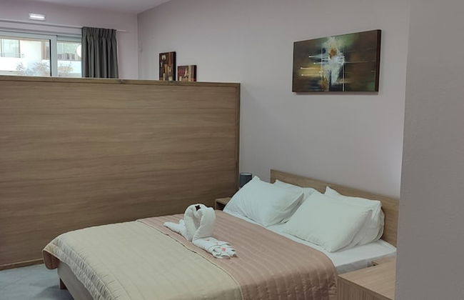 Litinas Beachfront Apartment - Photo 28