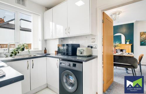 Modern 3 Bedroom House with Spacious Parking, Suitable for Contractors, Insurance Stays and Families near NEC, Solihull, HS2 - Foto 9